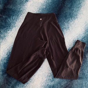Lululemon Align Joggers 28”